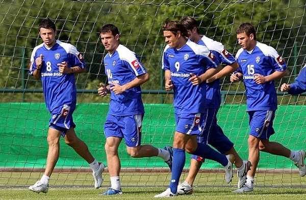 FIFA yeni yönetmelik açıklamak zorunda kaldı.