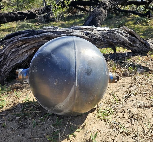 Kürelerin roketlere ait yakıt tankları olabileceği ihtimali üzerinde duruluyor