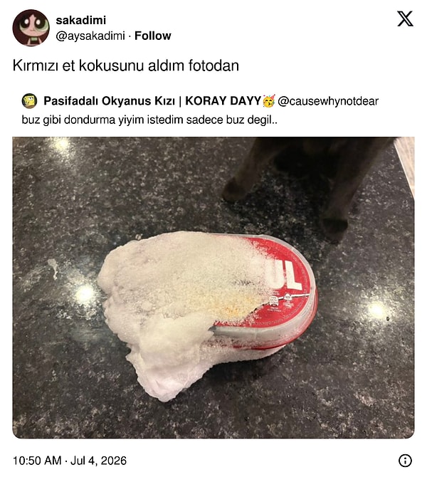 Kokusu geldi.