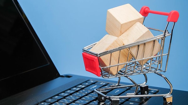 Kamu Denetçiliği Kurumu (KDK), e-ticaret platformlarından düşük bedelli ve ticari olmayan bireysel alımlar bakımından ithalat düzenlemesinin gözden geçirilmesi için Ticaret Bakanlığına tavsiye kararı verdi.
