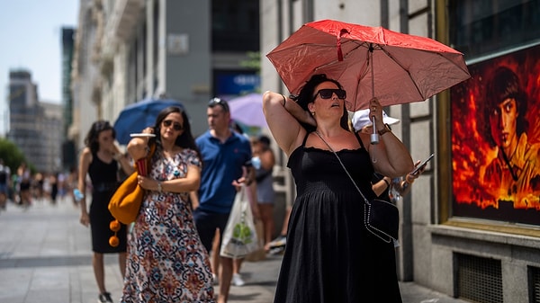 Heatwaves are altering habits.