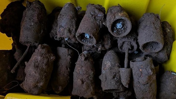 Arazinin geçmişte sivil savunma birlikleri tarafından aktif bir eğitim sahası olarak kullanıldığı üzerinde duruluyor