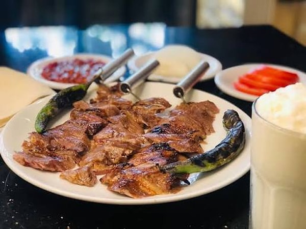 5. Karagözler Et & Izgara & Cağ Kebabı
