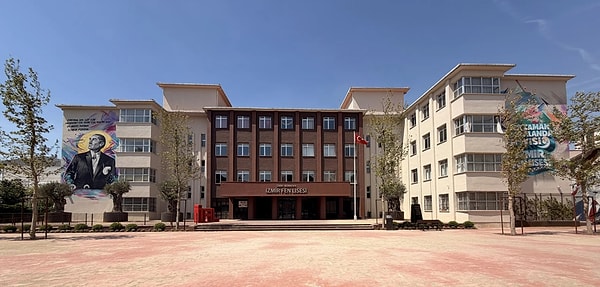 İzmir’in en yüksek taban puanlı liseleri