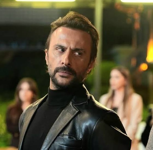 Taşacak Bu Deniz dizisinden sezon finalinin ardından aniden çıkarılan 'Gezep' Onur Dilber'in etkisi sürüyor.