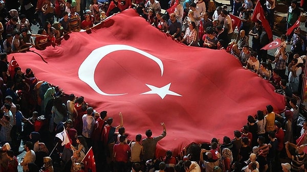 15 Temmuz'da Kamu ve Devlet Daireleri Açık mı?