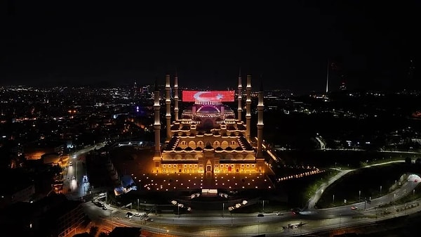 Gece Neden Sela Okundu?