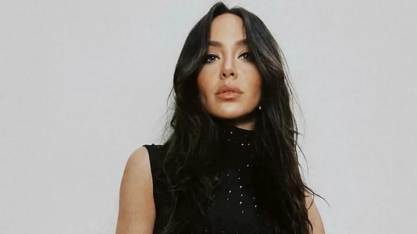 Aybüke Albere Kimdir?