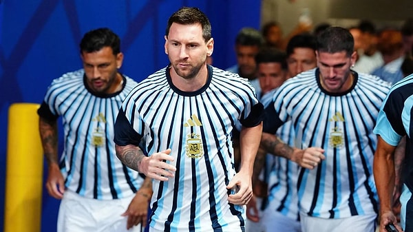 Messi, İsrail'le yapılacak hazırlık maçını iptal ettirdi.