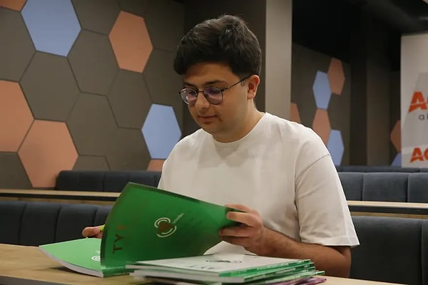 TYT'de birinci olan Miraç Koşar, tıp bölümünü tercih edecek.