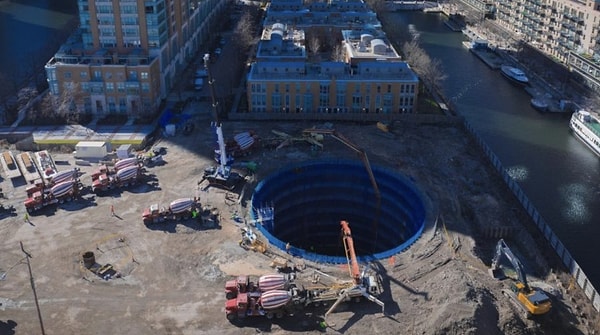 An intense preparation of the infrastructure was carried out in the two weeks leading up to the concrete pouring.