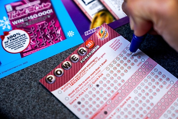 According to Arkansas law, those who win prizes exceeding $500,000 have the right to temporarily keep their identities hidden.