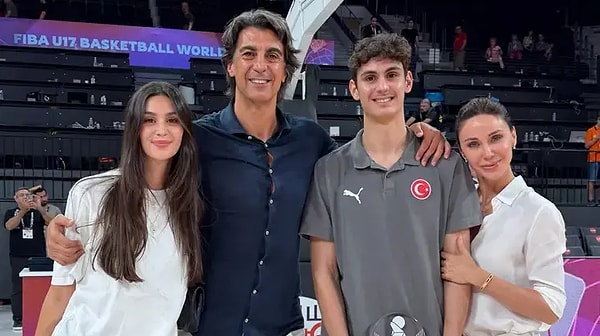Eski model ve sunucu Demet Şener ile eski milli basketbolcu İbrahim Kutluay, 2000'li yılların en çok konuşulan çiftleri arasında yer alıyordu.