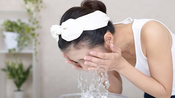 10. Water Cleansing (Sadece Suyla Yıkama)