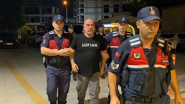 Kardeşi tutuklandı, Ezel Akay serbest bırakıldı.