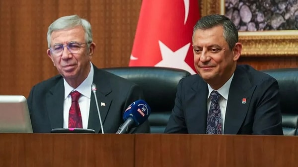 Özgür Özel, Mansur Yavaş'la ilgili soruyu yanıtlamıştı.