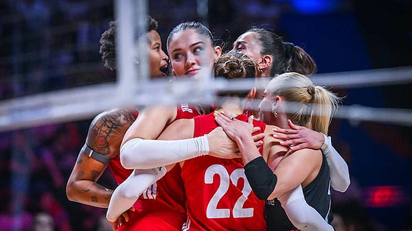 Yarı Finalde Çin'i 3-0’la Geçtik