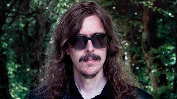4. Mikael Åkerfeldt hangi grubun solisti?