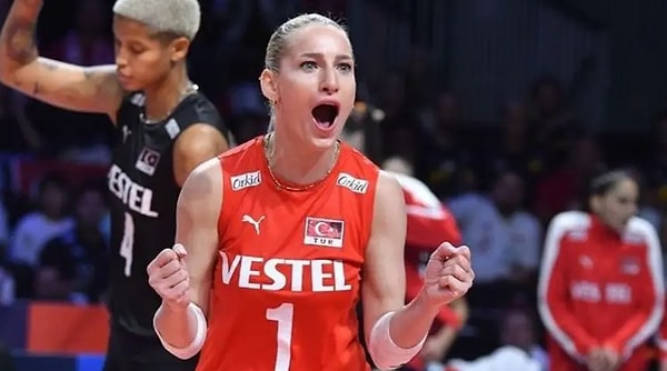Gizem Örge, dizinde ağrı ile oynadığını açıkladı.
