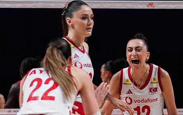 Zehra Güneş gözlerinin dolduğu anları maç sonunda anlattı.