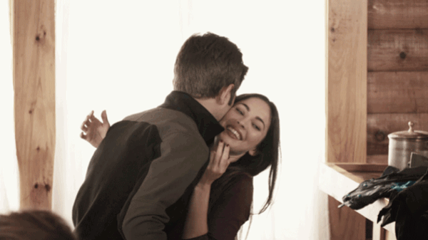 Relationship Expert Explains: Should Partners Post Frequently on Social Media?