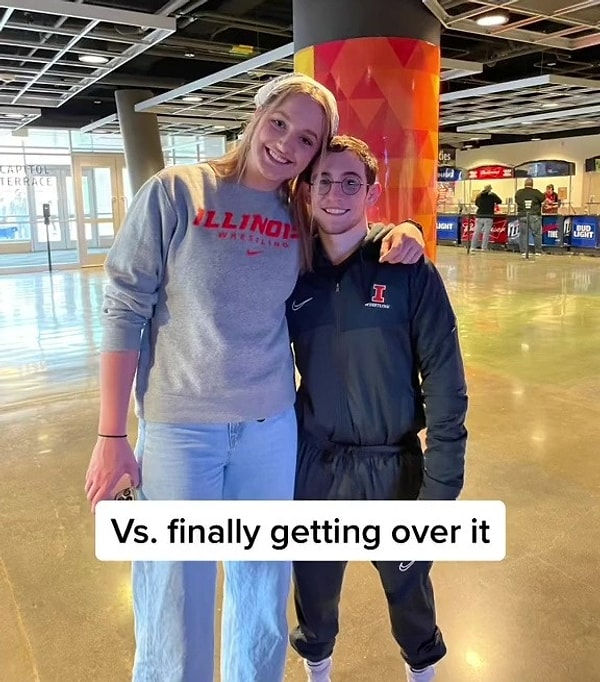 Initially, Ellie was quite hung up on the fact that her boyfriend was so short. In fact, it took her a considerable amount of time to get over it.