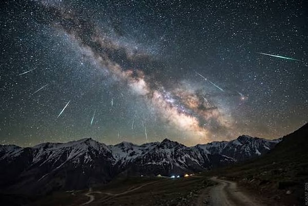 Peki Perseid Meteor Yağmuru Nedir?