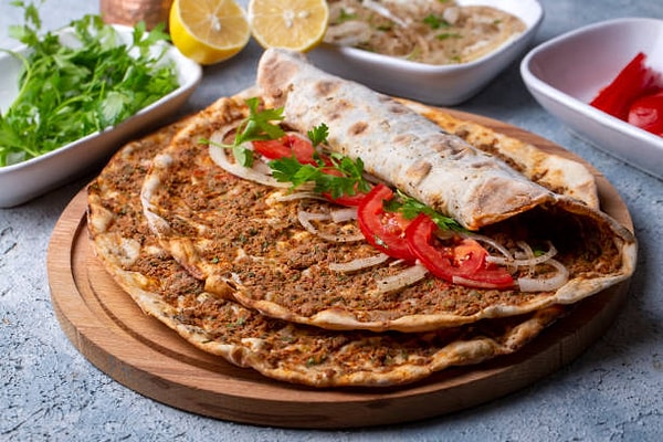 Lahmacunun Yanında En İyi İçecek Hangisi?