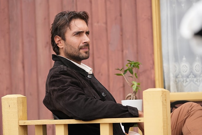You Voted, the Results Are In: We’ve Chosen the Most Handsome Actor of the Season!