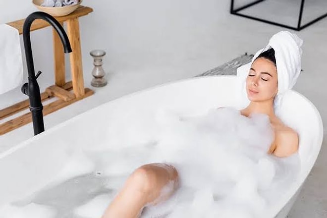 Experts Explain: Does Baking Soda Bath Relieve Eczema Symptoms and Skin Irritations?