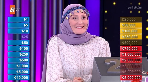 ATV ekranlarında yayınlanan Var Mısın Yok Musun'un son bölümünde yarışan Tuğçe Kaptan Karabul, verdiği kritik kararla geceye damga vurdu.