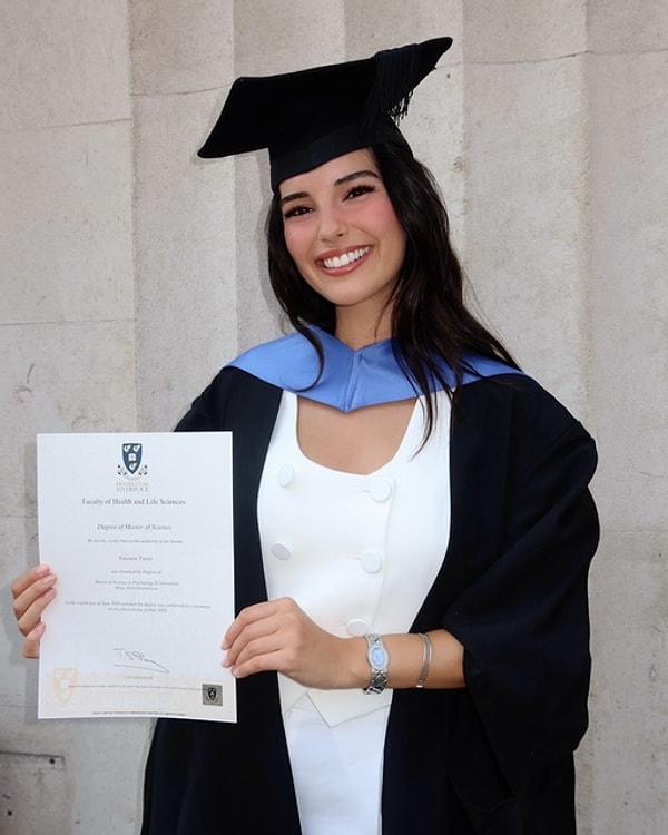 Başarılı oyuncunun hazırladığı çalışma Liverpool Üniversitesi tarafından yılın tezi seçildi.