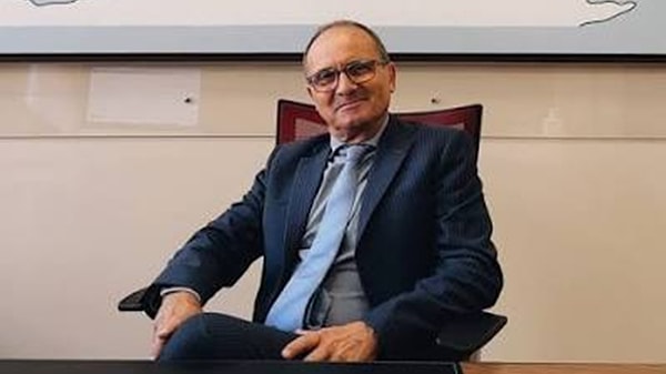 MEB ve Dışişleri Bakanlığı'ndan art arda kararlar geldi.