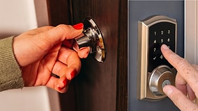 "Did I Lock the Door?": 4 Anxious Zodiac Signs That Turn Back Home to Double-Check