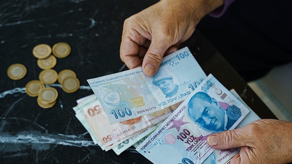 Türkiye’de dijital ödeme sistemlerinin yaygınlaşmasıyla birlikte birçok kişi farklı elektronik para kuruluşlarında ve dijital cüzdan uygulamalarında hesap açmaya başladı.