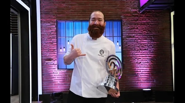 MasterChef Türkiye’nin 2021 sezonunda yarışan ve mutfaktaki başarılı performansıyla tanınan Eren Kaşıkçı’nın hayatını kaybetmesi büyük üzüntü yarattı.