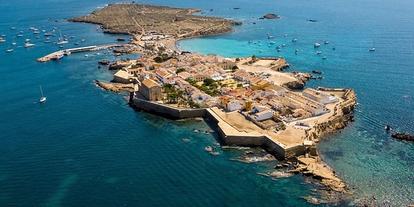 Aşırı Turizm Baskısı Ve Ulaşım Kesintileri Ada Yaşamını Olumsuz Etkiliyor