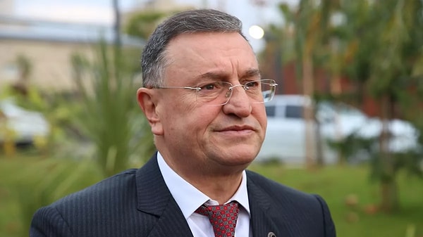 “Ellerim kırılsaydı da aday göstermeseydim. Bütün Türkiye'de pişman olduğum tek aday.”