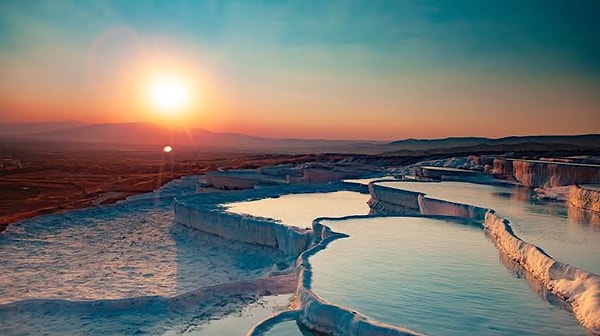 1. Beyaz cennet olarak bilinen ve suyunun şifalı olduğuna inanılan Pamukkale Travertenleri hangi ilimizde?