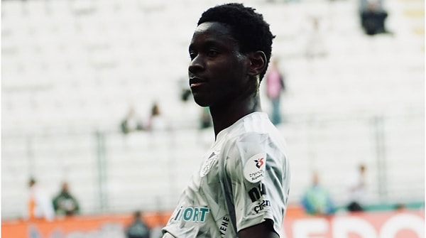 Kocaelispor'da Keita krizi büyüyor. Hatta kulüp başkanı Recep Durul da konuyla ilgili bir açıklama yaptı.