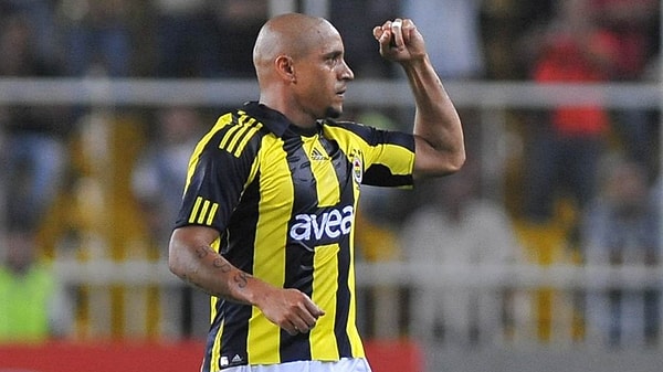 3. Roberto Carlos