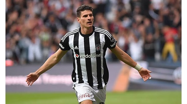 7. Mario Gomez
