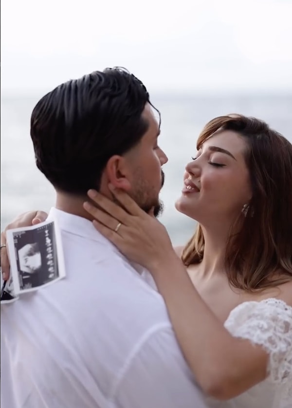 Evliliklerinin üzerinden yaklaşık bir yıl geçmesinin ardından Buse Ünlü ve Mert İndere'den bu kez bebek müjdesi geldi.