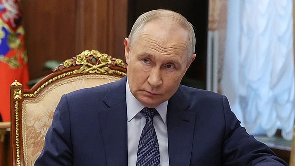 2. Vladimir Putin hangi üniversiteden mezun olmuştur?
