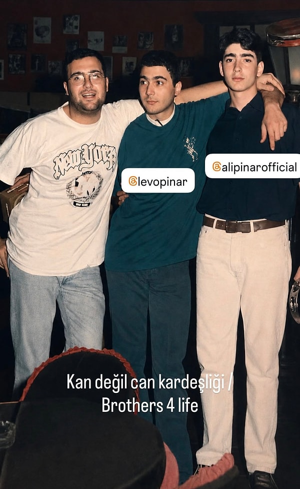 Somer Sivrioğlu, geçtiğimiz saatlerde sosyal medya hesabından yaptığı paylaşımla takipçilerini yıllar öncesine götürdü.