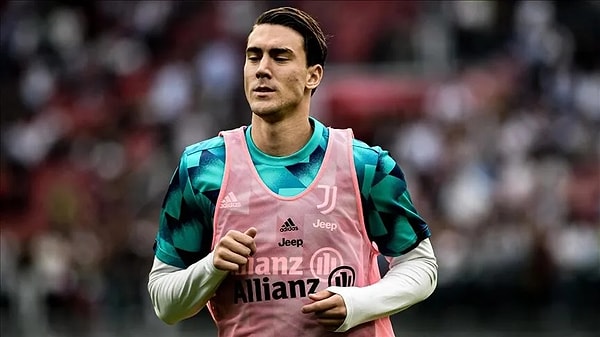 Beşiktaş announced the signing of Vlahovic.