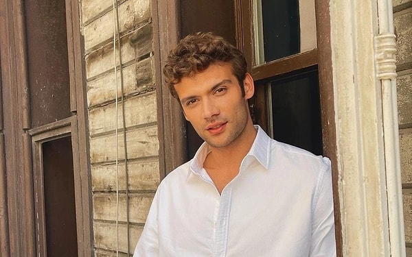 Genç oyuncu Caner Topçu, Mehmed: Fetihler Sultanı dizisine dahil oldu.
