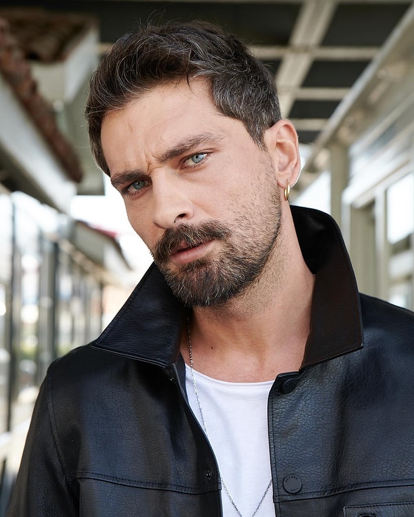 Onur Tuna'ya Kanal D'nin yeni dizisi Karakuyu'dan başrol teklifi gitti.