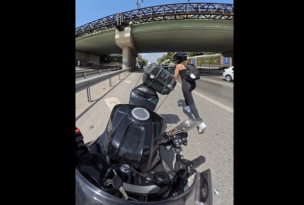Kedilerin refleksleri son derece hızlı, beklenmedik bir sarsıntı, yüksek motor sesi veya korna gürültüsü anında paniklemelerine yol açar.