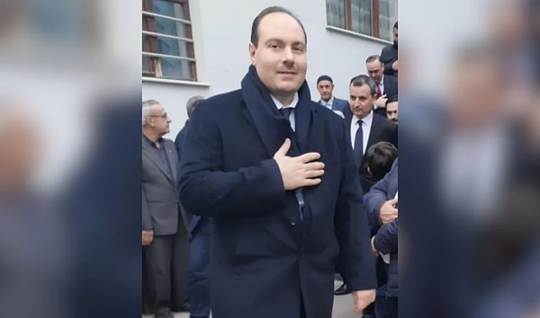 Yapılan incelemelerde, gruba bağlı yurtlarda resmi ve gayri resmi olmak üzere iki farklı kayıt tutulduğu; kayıt dışı gelirlerin 3 aşamalı onay kodlarıyla girilebilen zimmetli bilgisayarlarda takip edildiği anlaşıldı.